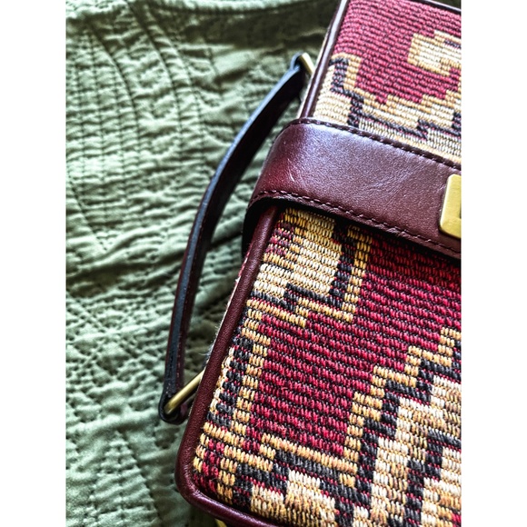 Patricia Nash Tapestry & Leather Crossbody Bag – Boho Box Satchel. NWT - Picture 4 of 6